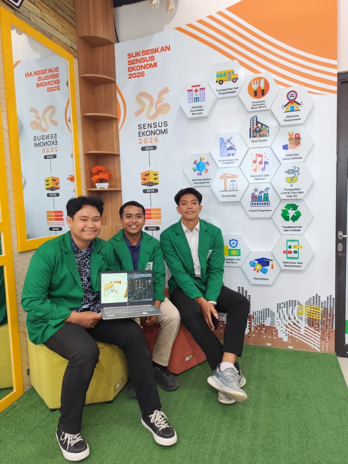 Mahasiswa Magang dari Prodi Matematika Sains dan Teknologi UIN Alauddin Makassar, Berhasil Selesaikan Proyek Desain “Sensus Ekonomi Corner” di BPS Provinsi Sulawesi Selatan